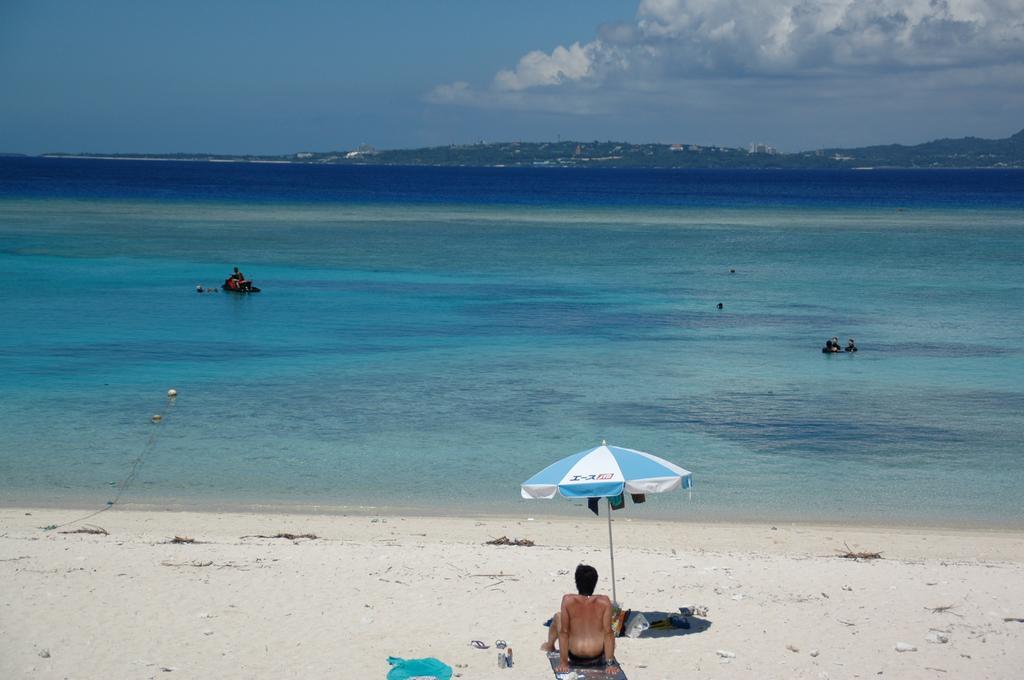 Yukurinaresort Okinawa Garden House Motobu Exterior photo